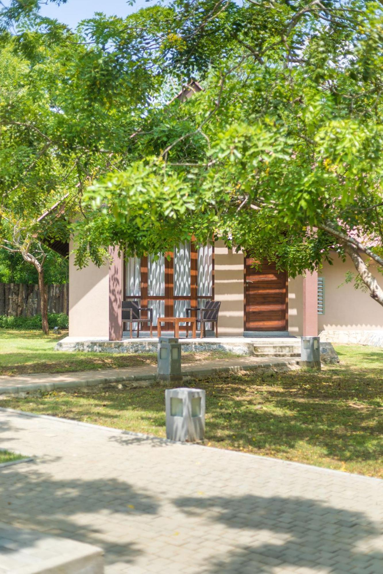 Yala Chalets By Lalan Leisure Киринда Екстериор снимка